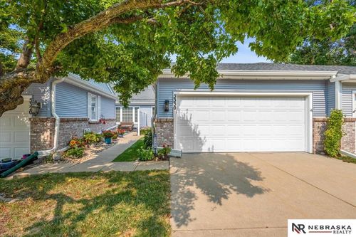 5330 Thies Cove Dr, Lincoln, NE, 68516-4395 | Card Image