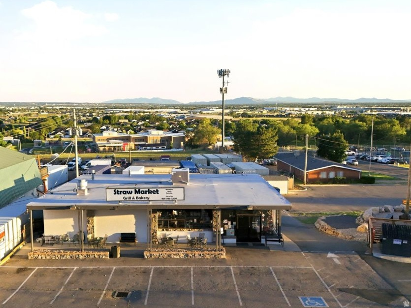 Commercial Sale in Pleasant View