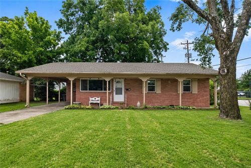 1015 Porter Ave, Springdale, AR, 72764-6230 | Card Image