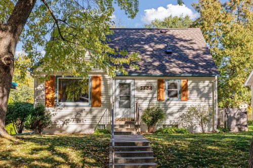 3504 30th Ave N, Robbinsdale, MN, 55422-3771 | Card Image