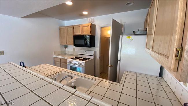UNIT-209 - 7570 W Flamingo Rd, Condo with 2 bedrooms, 2 bathrooms and null parking in Las Vegas NV | Image 13