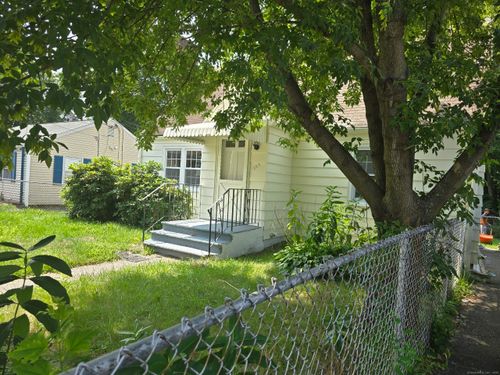 389 Hillside Ave, Hartford, CT, 06106-3829 | Card Image