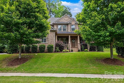16524 Crosshaven Dr, Charlotte, NC, 28278-8616 | Card Image