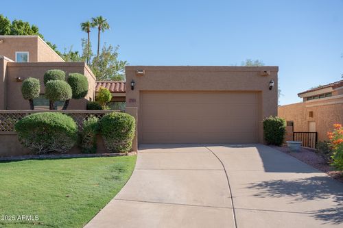 750 E Becker Ln, Phoenix, AZ, 85020-1530 | Card Image