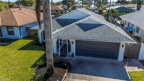 754 105th Ave N, NAPLES, FL, 34108-1842 | Card Image