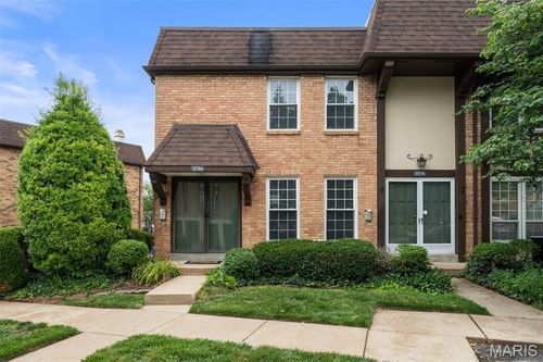 11766 Casa Grande Dr, Saint Louis, MO, 63146-4224 | Card Image