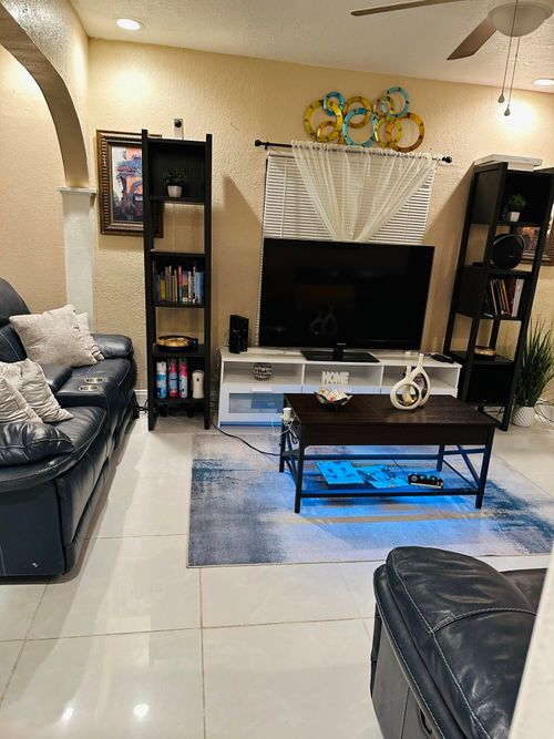 833 Briggs St, West Palm Beach, FL, 33405-2559 | Card Image