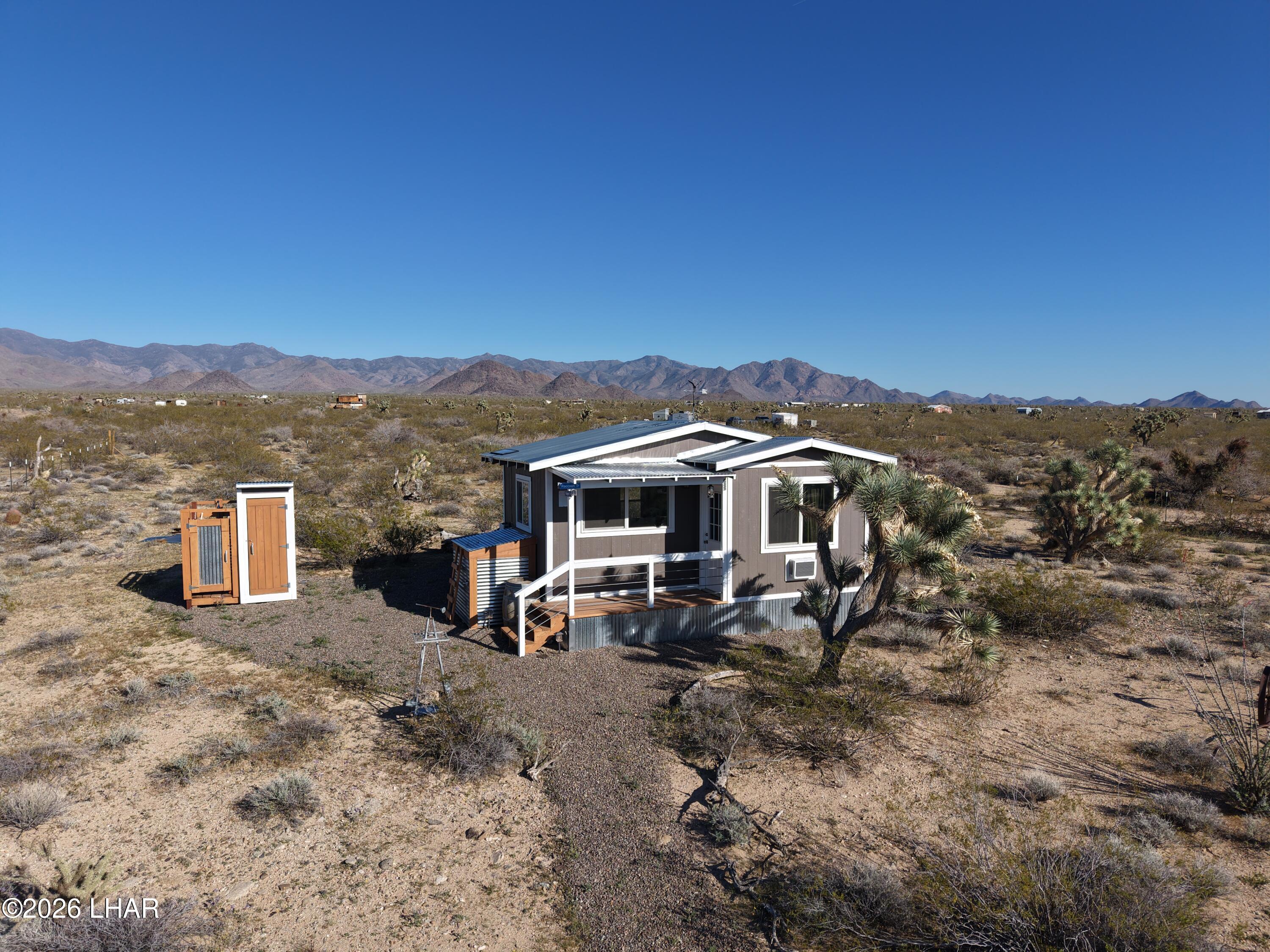 Land in Yucca 5