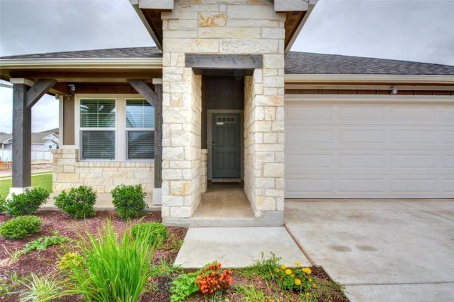 257 Fossil Dr, House other with 4 bedrooms, 2 bathrooms and 2 parking in Kyle TX | Image 30