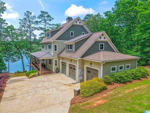 136 Grand Magnolia Dr, Jasper, AL, 35504-4076 | Card Image