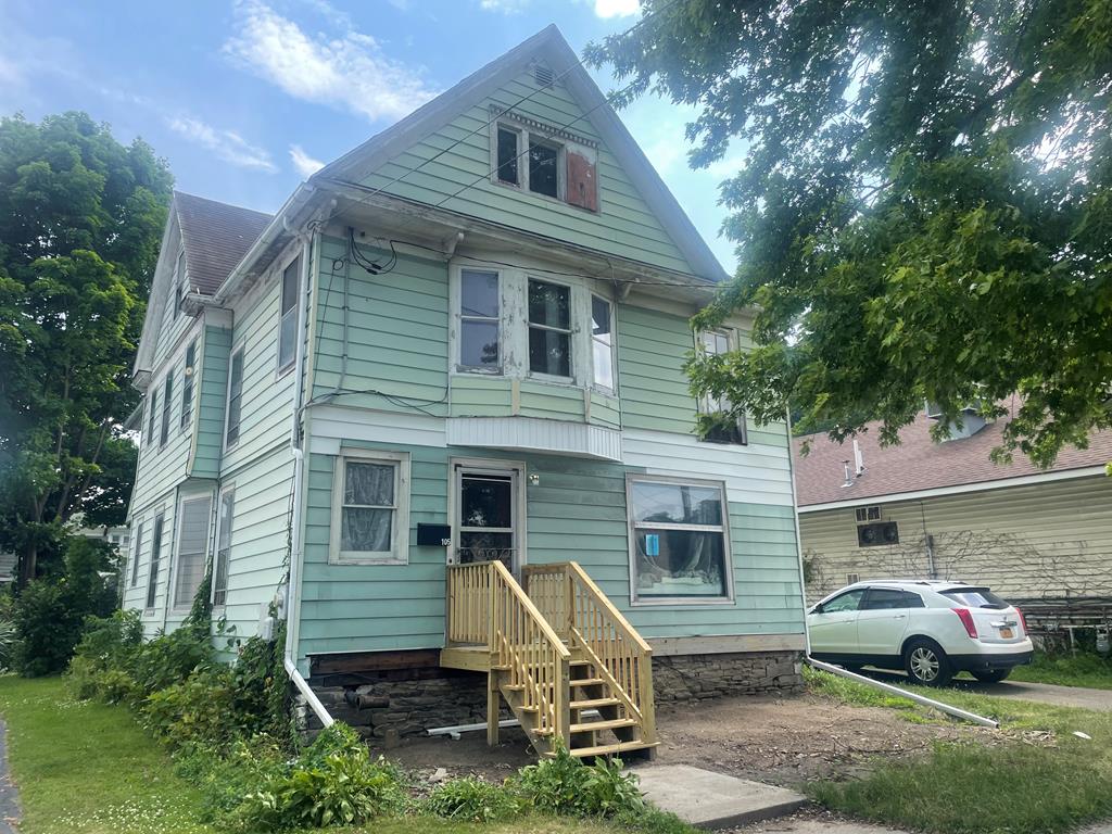8th St, Watkins Glen, NY 14891