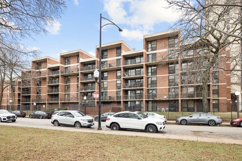 apt-308-2921 S Michigan Ave, Chicago, IL, 60616-3465 | Card Image