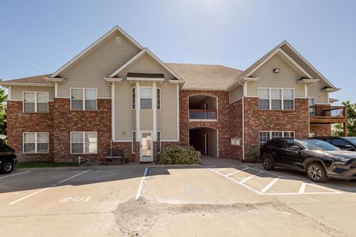 203-5315 Pebble Beach Dr, COLUMBIA, MO, 65201-2896 | Card Image