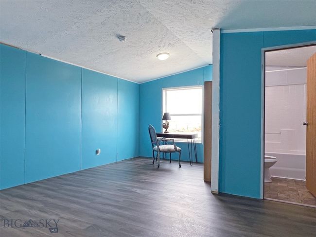 mobile home bedroom 2 | Image 23