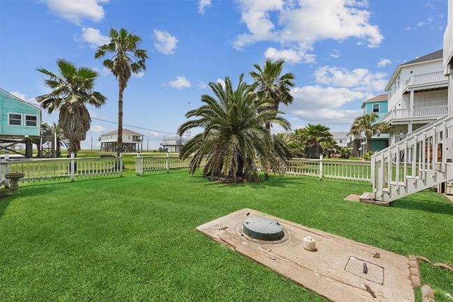 13027 Buccaneer Pkwy, House other with 3 bedrooms, 3 bathrooms and null parking in Freeport TX | Image 25