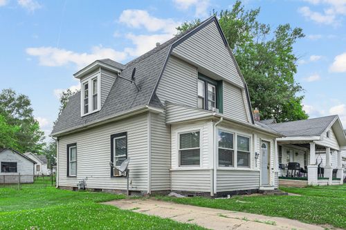 520 Sherman St, Danville, IL, 61832-4458 | Card Image
