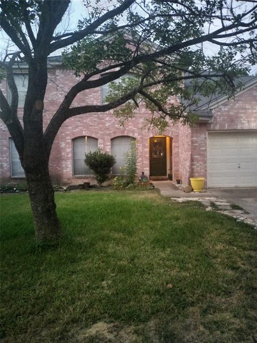 1110 Mountain View Dr, Pflugerville, TX, 78660-3876 | Card Image