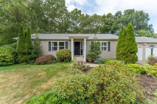 5 Mountain Laurel Rdg, Uncasville, CT, 06382-2063 | Card Image