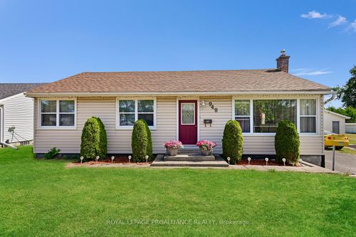 948 Montgomery Rd, Prescott, ON, K0E1T0 | Card Image