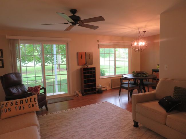 APT-1 - 714 #1 Kiwanis Dr, Condo with 2 bedrooms, 1 bathrooms and null parking in Freeport IL | Image 8