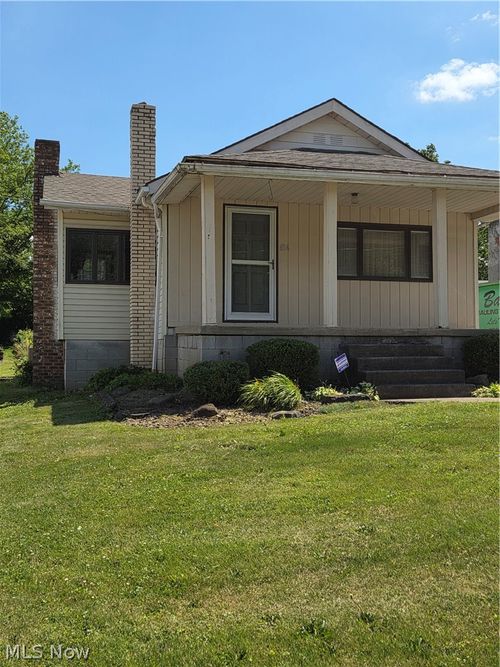 636 Lincoln Avenue, Struthers, OH, 44471 | Card Image