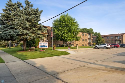 b204-1401 25th Ave S, Fargo, ND, 58103-5248 | Card Image