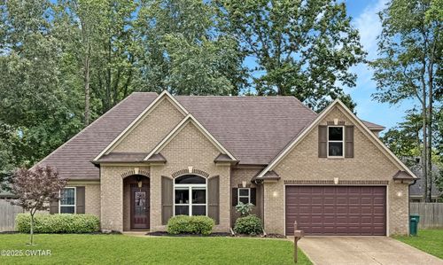 36 Cedar Crest Cv, Jackson, TN, 38305-8033 | Card Image