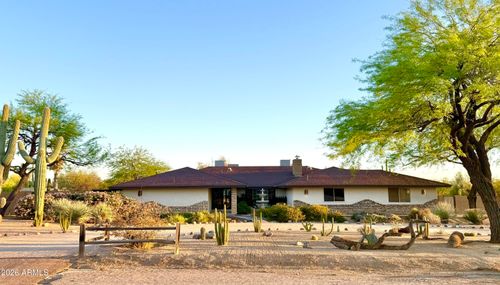 5911 E Peak View Rd, Cave Creek, AZ, 85331-3417 | Card Image