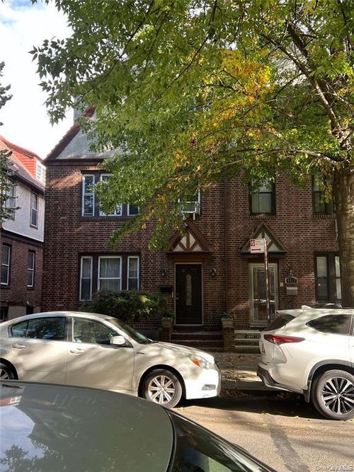 1-84-17 Cuthbert Rd, Kew Gardens, NY, 11415 | Card Image