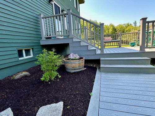 699 Nh Route 120, Cornish, NH, 03745-4652 | Card Image