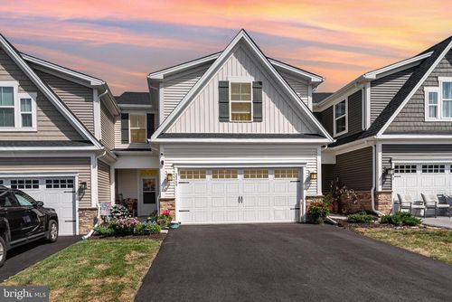 2268 Caroline Ln, HARRISBURG, PA, 17110-3696 | Card Image