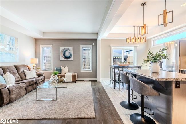 7787 Hanniwell St, House other with 3 bedrooms, 3 bathrooms and 8 parking in Niagara Falls ON | Image 18