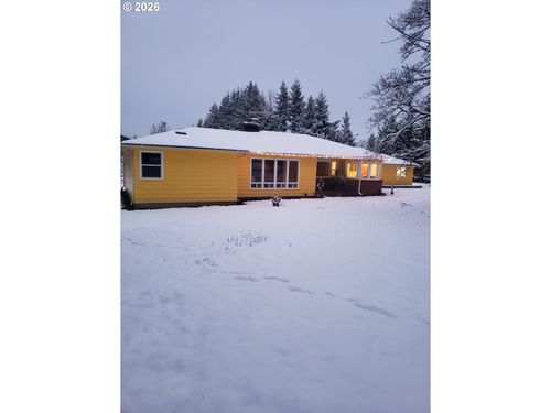1441 W Main St, Molalla, OR, 97038-9015 | Card Image