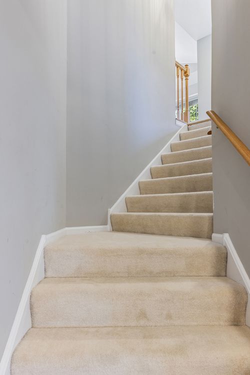 303-303 Stillwater Ct, Wauconda, IL, 60084-2908 | Card Image