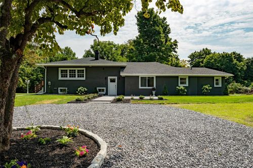 158 Schlueter Dr, East Fishkill, NY, 12533-7605 | Card Image