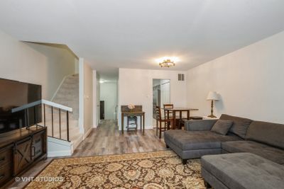 68 - 68 Parliament Drive, Townhouse with 2 bedrooms, 1 bathrooms and 1 parking in Palos Heights IL | Image 2