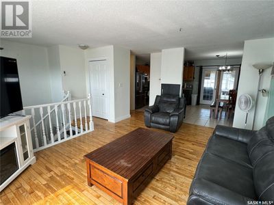 912 Aronec Pl, House other with 6 bedrooms, 3 bathrooms and null parking in La Ronge SK | Image 3