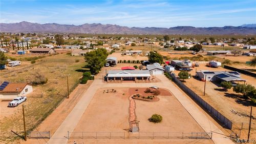 672 S Salt Rd, Golden Valley, AZ, 86413-7773 | Card Image