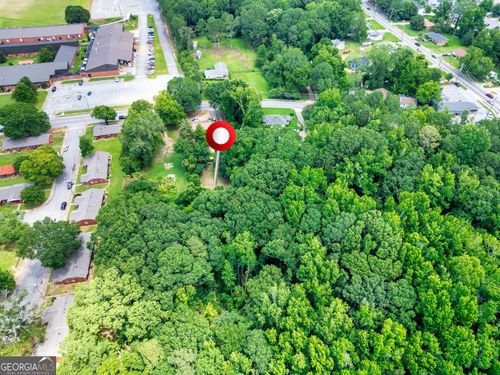 173 Martin Luther King Dr, Newnan, GA, 30263-2382 | Card Image