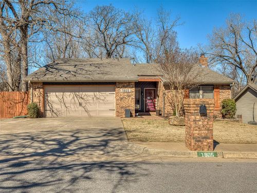 1805 Chaparral Ln, Edmond, OK, 73013-6636 | Card Image