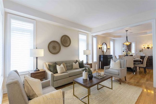 932 Coyston Dr, House other with 4 bedrooms, 4 bathrooms and 4 parking in Oshawa ON | Image 4