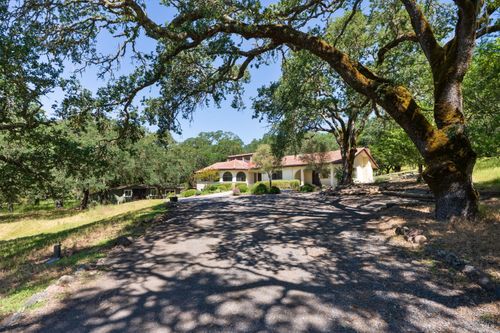 5219 Bennett Valley Ln, Glen Ellen, CA, 95442-8802 | Card Image