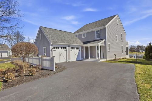 15190 Shoreline Dr W, Thornville, OH, 43076-8862 | Card Image