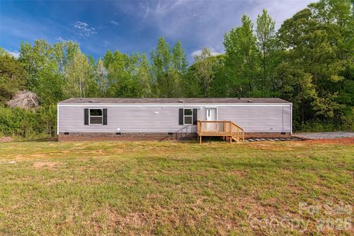 482 Jm Lovelace Rd, Ellenboro, NC, 28040-7317 | Card Image