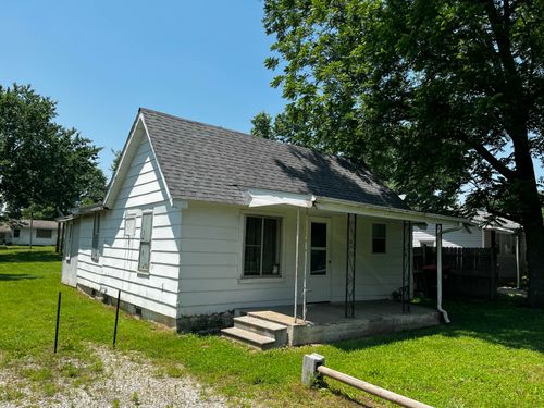 1102 Ivey St, Cassville, MO, 65625-1014 | Card Image
