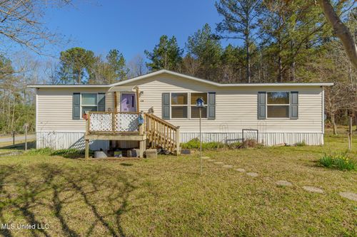 150 Pine Tree Rd, Magee, MS, 39111-2929 | Card Image