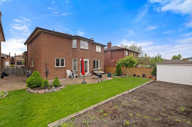 74 Belview Ave, House other with 5 bedrooms, 4 bathrooms and 4 parking in Woodbridge ON | Image 34