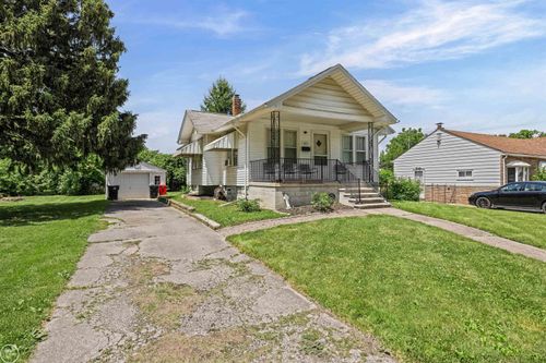 26091 Hollywood St, Roseville, MI, 48066-3308 | Card Image