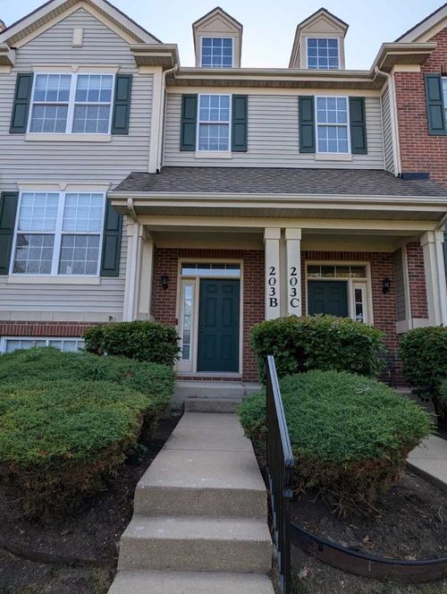 unit-b-203 N Louis St, Mount Prospect, IL, 60056-2577 | Card Image