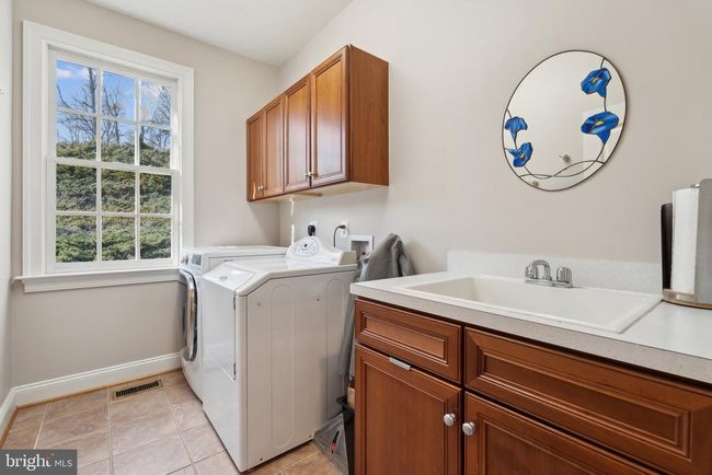 40545 Farm Market Rd, House other with 4 bedrooms, 6 bathrooms and null parking in LEESBURG VA | Image 45